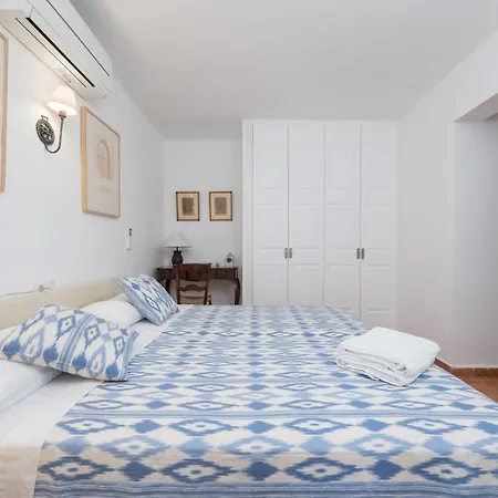 Herdain Villa